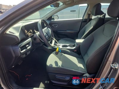 Zdjęcie 13 z 24 samochodu: 2025 KIA K4 LXS VIN:3KPFT4DEXSE233828 - miniatura