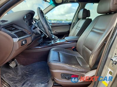Zdjęcie 7 z 14 samochodu: 2008 BMW X5 4.8I VIN:5UXFE83528L160276 - miniatura