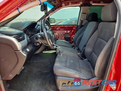 Zdjęcie 7 z 14 samochodu: 2015 CHEVROLET TAHOE C1500 LS VIN:1GNSCAEC9FR143193 - miniatura