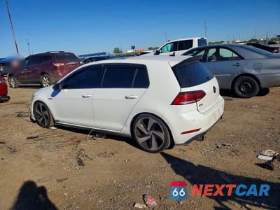 Drugie zdjęcie samochodu z przodu: 2018 VOLKSWAGEN GTI S VIN:3VW447AU2JM275848 - miniatura