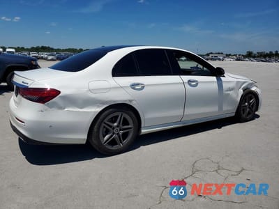 Trzecie zdjęcie samochodu z tyłu: 2021 MERCEDES-BENZ E 350 4MATIC VIN:W1KZF8EB9MB001842 - miniatura