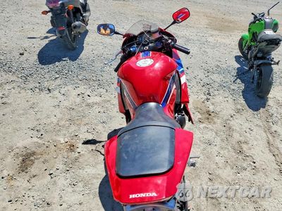Zdjęcie 6 z 9 samochodu: 2021 HONDA CBR600 RR VIN:JH2PC40H8MK700062 - miniatura