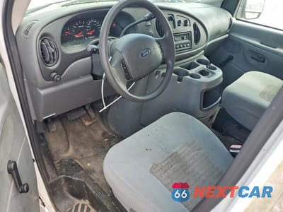 Zdjęcie 8 z 12 samochodu: 2005 FORD ECONOLINE E350 SUPER DUTY VAN VIN:1FTSS34P35HA79104 - miniatura