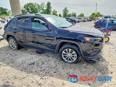 Czwarte zdjęcie samochodu z boku: 2022 JEEP CHEROKEE LATITUDE LUX VIN:1C4PJMMN5ND531719 - miniatura