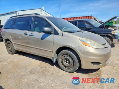 Czwarte zdjęcie samochodu z boku: 2006 TOYOTA SIENNA CE VIN:5TDZA29C36S410181 - miniatura
