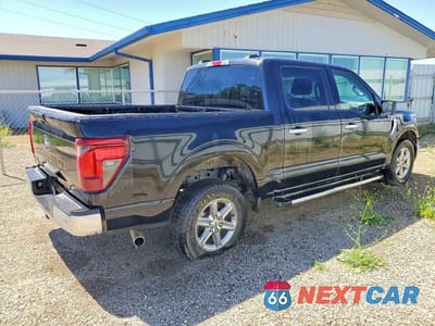 Trzecie zdjęcie samochodu z tyłu: 2025 FORD F150 XLT VIN:1FTEW3K87SKD71706 - miniatura