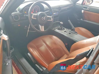 Zdjęcie 8 z 13 samochodu: 2008 MAZDA MX-5 MIATA VIN:JM1NC25F080152071 - miniatura