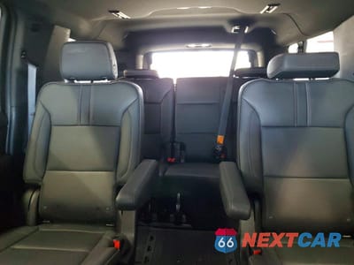 Zdjęcie 10 z 14 samochodu: 2024 CHEVROLET SUBURBAN K1500 RST VIN:1GNSKEKT0RR134501 - miniatura