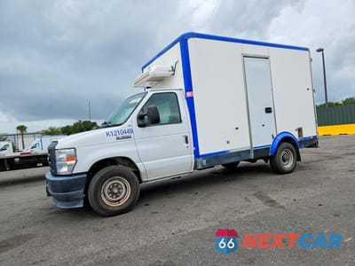 2023 FORD E350 REFRIGERATED BOX TRUCK 1FDWE3FKXPDD09740 - główne zdjęcie licytacji z USA - miniatura
