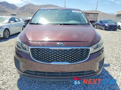Piąte zdjęcie samochodu w środku: 2015 KIA SEDONA LX VIN:KNDMB5C16F6080570 - miniatura
