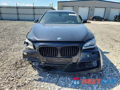 Piąte zdjęcie samochodu w środku: 2015 BMW 750 LXI VIN:WBAYF8C50FD654793 - miniatura