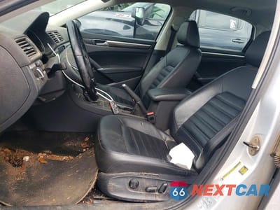Zdjęcie 7 z 12 samochodu: 2017 VOLKSWAGEN PASSAT SEL PREMIUM VIN:1VWCT7A37HC002972 - miniatura