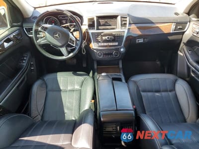 Zdjęcie 8 z 13 samochodu: 2013 MERCEDES-BENZ GL 350 BLUETEC VIN:4JGDF2EE9DA190750 - miniatura