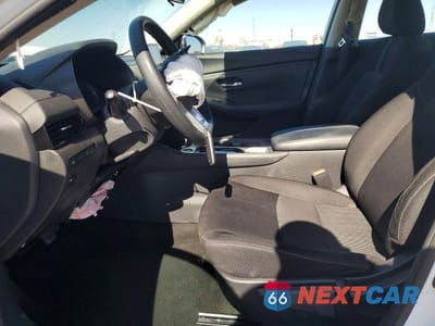Zdjęcie 7 z 12 samochodu: 2025 NISSAN SENTRA SV VIN:3N1AB8CV5SY304425 - miniatura