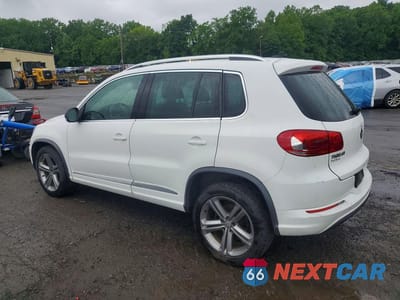 Drugie zdjęcie samochodu z przodu: 2017 VOLKSWAGEN TIGUAN SPORT VIN:WVGUV7AX9HK020427 - miniatura