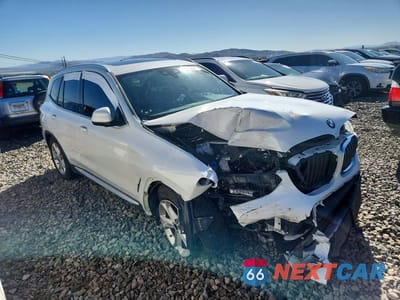 Czwarte zdjęcie samochodu z boku: 2021 BMW X3 XDRIVE30I VIN:5UXTY5C07M9G33371 - miniatura