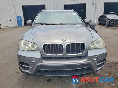 Piąte zdjęcie samochodu w środku: 2013 BMW X5 XDRIVE35I VIN:5UXZV4C58D0B03083 - miniatura
