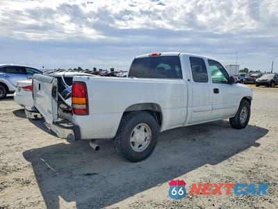 Trzecie zdjęcie samochodu z tyłu: 2003 GMC NEW SIERRA C1500 VIN:2GTEC19V631305996 - miniatura