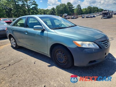 Czwarte zdjęcie samochodu z boku: 2007 TOYOTA CAMRY LE V6 VIN:4T1BK46K57U547296 - miniatura