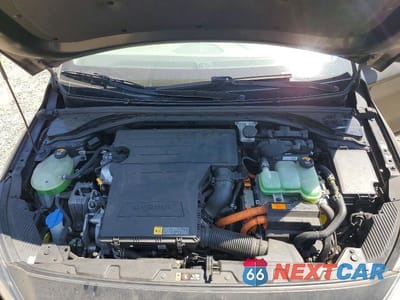 Zdjęcie 12 z 13 samochodu: 2017 HYUNDAI IONIQ LIMITED VIN:KMHC05LC4HU030229 - miniatura
