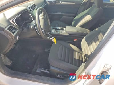 Zdjęcie 7 z 13 samochodu: 2019 FORD FUSION SE VIN:3FA6P0LUXKR126363 - miniatura