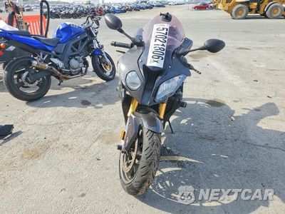 Drugie zdjęcie samochodu z przodu: 2010 BMW S 1000 RR VIN:WB1051705AZV40824 - miniatura