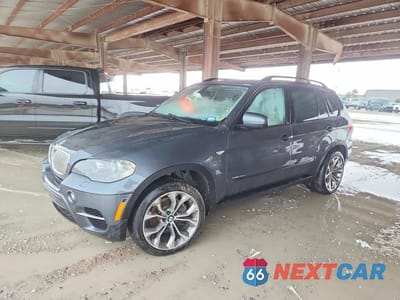 2012 BMW X5 XDRIVE35D 5UXZW0C57CL664438 - główne zdjęcie licytacji z USA - miniatura