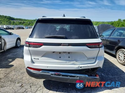 Zdjęcie 6 z 13 samochodu: 2022 JEEP GRAND CHEROKEE LIMITED VIN:1C4RJHBG6N8502047 - miniatura