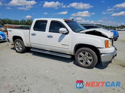 Czwarte zdjęcie samochodu z boku: 2013 GMC SIERRA K1500 SLT VIN:3GTP2WE7XDG253880 - miniatura