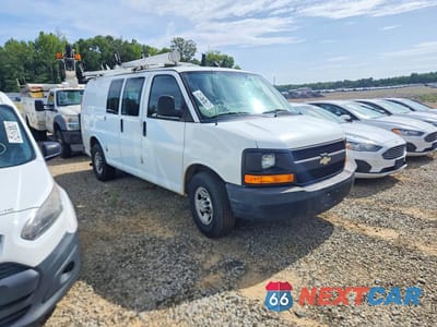 Czwarte zdjęcie samochodu z boku: 2013 CHEVROLET EXPRESS G2500 VIN:1GCWGFCA4D1192049 - miniatura