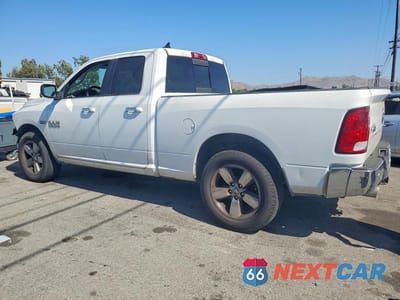 Drugie zdjęcie samochodu z przodu: 2018 RAM 1500 SLT VIN:1C6RR6GTXJS157130 - miniatura
