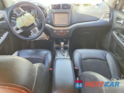 Zdjęcie 8 z 13 samochodu: 2019 DODGE JOURNEY CROSSROAD VIN:3C4PDCGBXKT862594 - miniatura