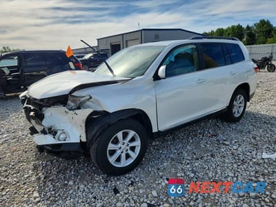 2013 TOYOTA HIGHLANDER SE 5TDBK3EH8DS189695 - główne zdjęcie licytacji z USA - miniatura
