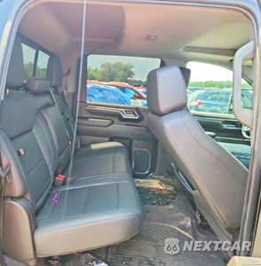 Zdjęcie 10 z 12 samochodu: 2024 CHEVROLET SILVERADO K3500 LTZ VIN:2GC4YUEY4R1112480 - miniatura