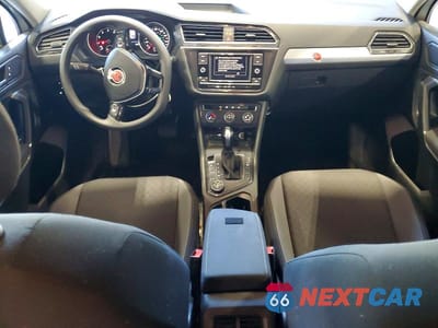 Zdjęcie 8 z 13 samochodu: 2020 VOLKSWAGEN TIGUAN S VIN:3VV0B7AX6LM121813 - miniatura