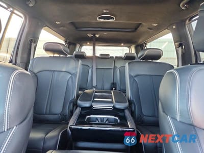 Zdjęcie 10 z 13 samochodu: 2025 JEEP GRAND WAGONEER L SERIES II VIN:1C4SJSFP1SS522598 - miniatura