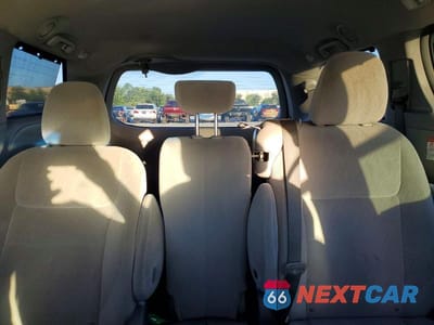 Zdjęcie 10 z 13 samochodu: 2015 TOYOTA SIENNA LE VIN:5TDKK3DC3FS611879 - miniatura