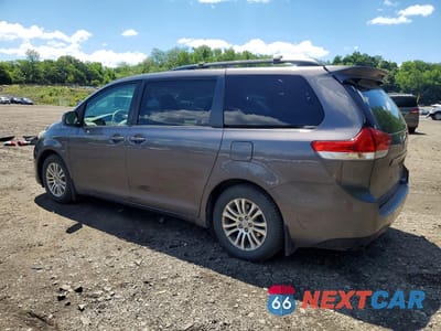 Drugie zdjęcie samochodu z przodu: 2012 TOYOTA SIENNA XLE 8-PASSENGER VIN:5TDYK3DCXCS266579 - miniatura