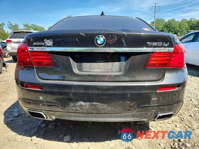 Zdjęcie 6 z 12 samochodu: 2015 BMW 750 LXI VIN:WBAYF8C55FD654367 - miniatura