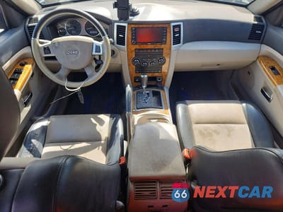 Zdjęcie 8 z 13 samochodu: 2009 JEEP GRAND CHEROKEE LIMITED VIN:1J8GR58K99C526381 - miniatura