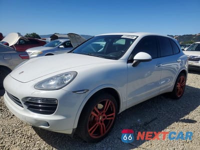 2013 PORSCHE CAYENNE WP1AA2A21DLA09547 - główne zdjęcie licytacji z USA - miniatura
