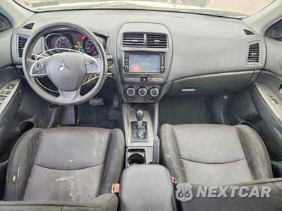 Zdjęcie 8 z 13 samochodu: 2018 MITSUBISHI OUTLANDER SPORT ES VIN:JA4AR3AU0JU020833 - miniatura