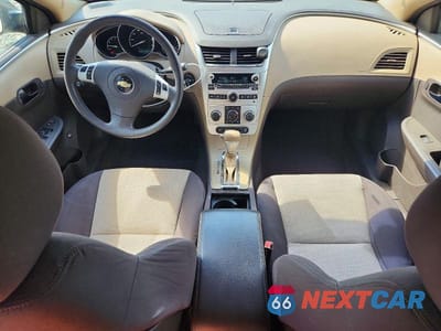 Zdjęcie 8 z 12 samochodu: 2010 CHEVROLET MALIBU LS VIN:1G1ZB5EB4AF251541 - miniatura
