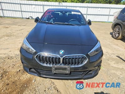Piąte zdjęcie samochodu w środku: 2021 BMW 228XI VIN:WBA73AK04M7H76816 - miniatura