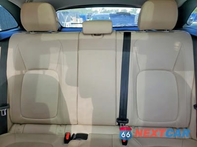 Zdjęcie 10 z 13 samochodu: 2017 JAGU F-PACE PRE VIN:SADCJ2BV4HA067080 - miniatura