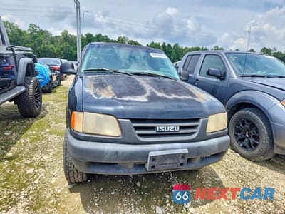 Piąte zdjęcie samochodu w środku: 1998 ISUZU HOMBRE VIN:1GGDT14X2W8659227 - miniatura