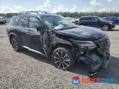 Czwarte zdjęcie samochodu z boku: 2026 NISSAN PATHFINDER PLATINUM VIN:5N1DR3DV2TC223928 - miniatura