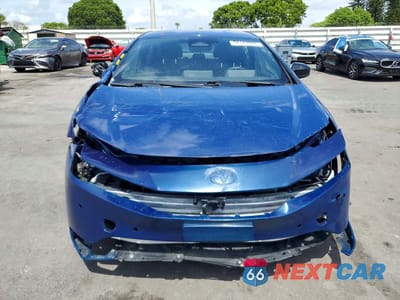 Piąte zdjęcie samochodu w środku: 2023 TOYOTA PRIUS VIN:JTDACACU6P3008645 - miniatura