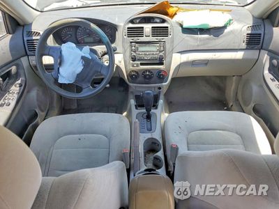 Zdjęcie 8 z 12 samochodu: 2004 KIA SPECTRA LX VIN:KNAFE121045042567 - miniatura