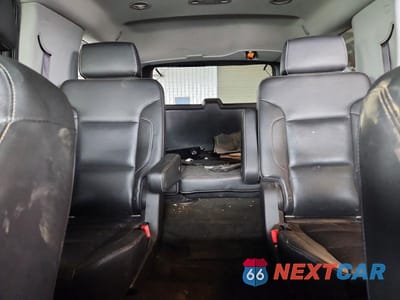 Zdjęcie 10 z 14 samochodu: 2017 GMC YUKON SLT VIN:1GKS2BKC7HR214338 - miniatura